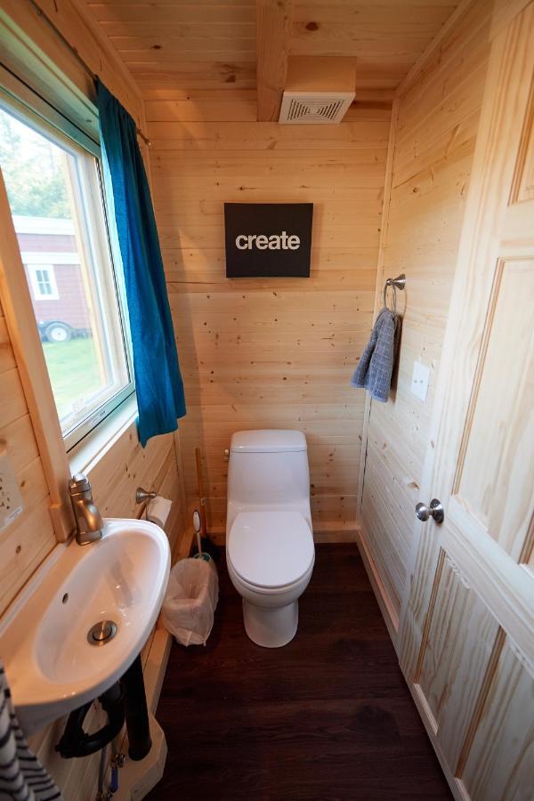 Tuxbury Pond Camping Resort Tiny House Emerson South Hampton Exterior foto